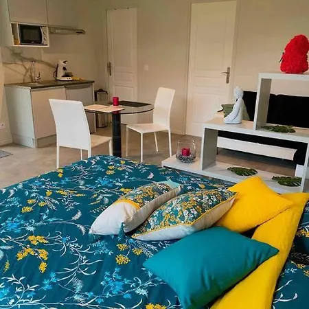 O2m Gresy Sur Aix Appartement *